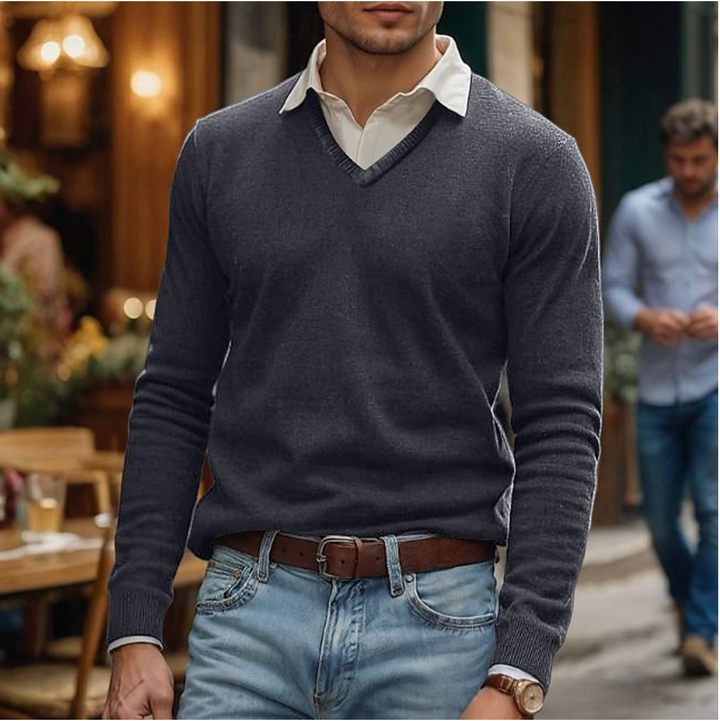 Rik | V-Neck Sweater in Soft Cotton Blend